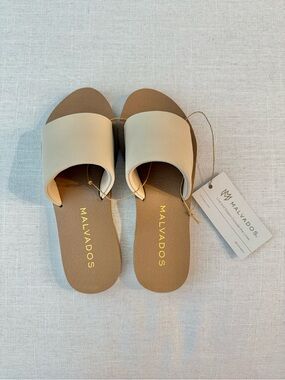 NWT Malvados Women's Cream Natural Slide Sandals Lightweight Size 7